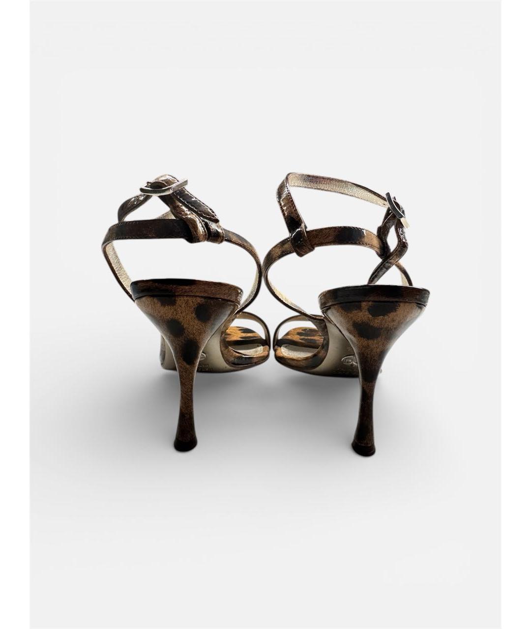 DOLCE&GABBANA Коричневые босоножки из лакированной кожи, фото 4