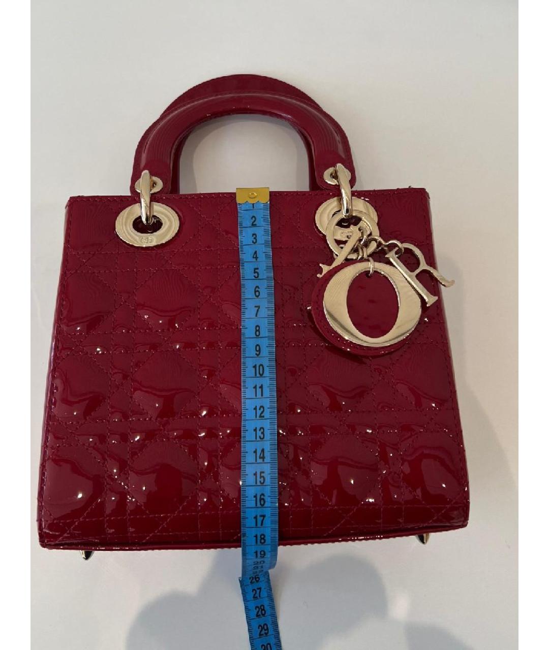 CHRISTIAN DIOR Красная сумка через плечо из лакированной кожи, фото 6