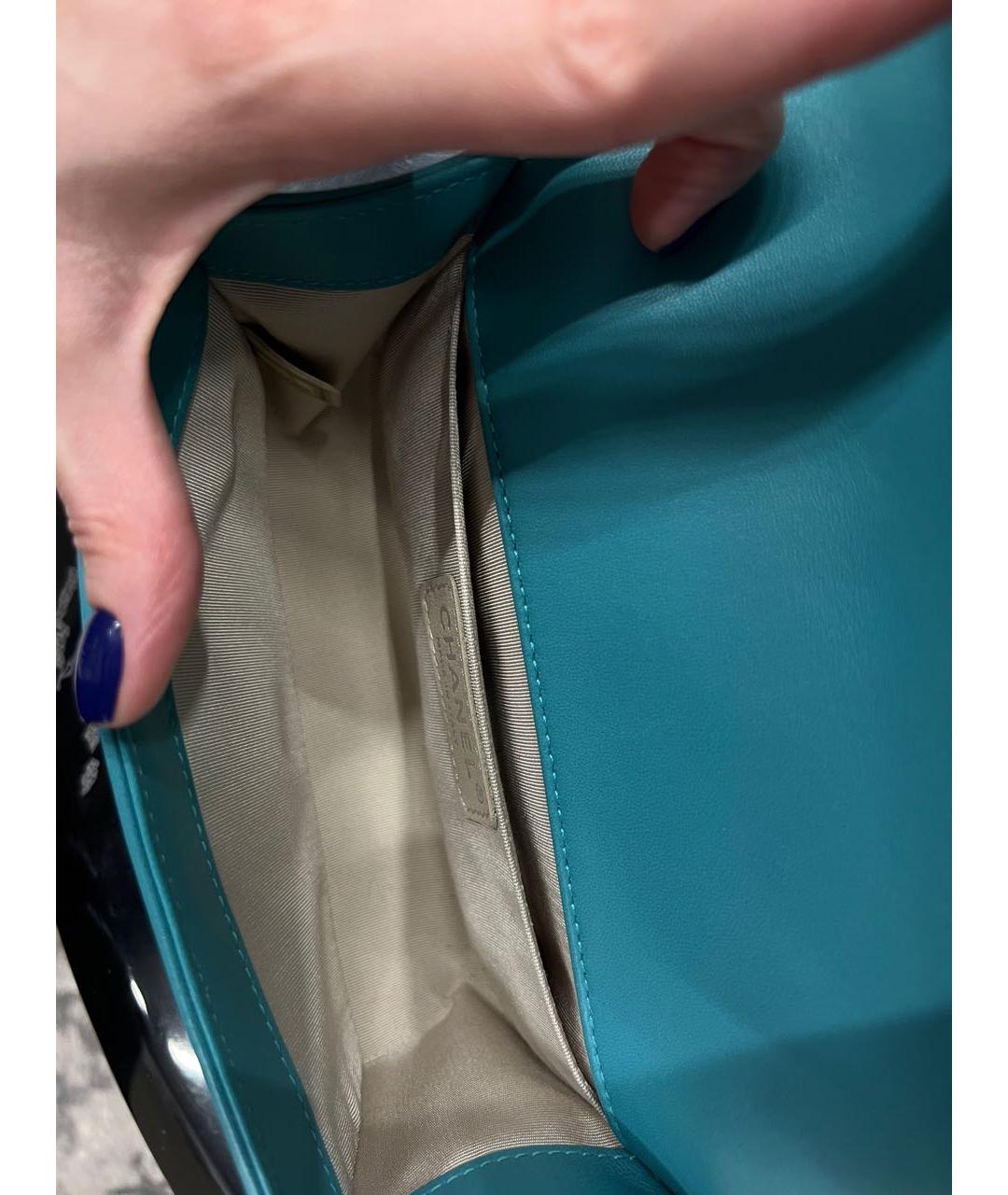 CHANEL Голубая кожаная сумка через плечо, фото 6