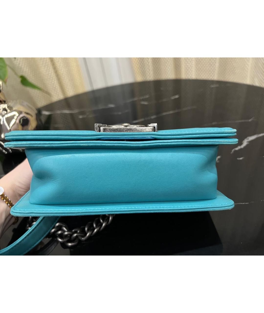 CHANEL Голубая кожаная сумка через плечо, фото 5