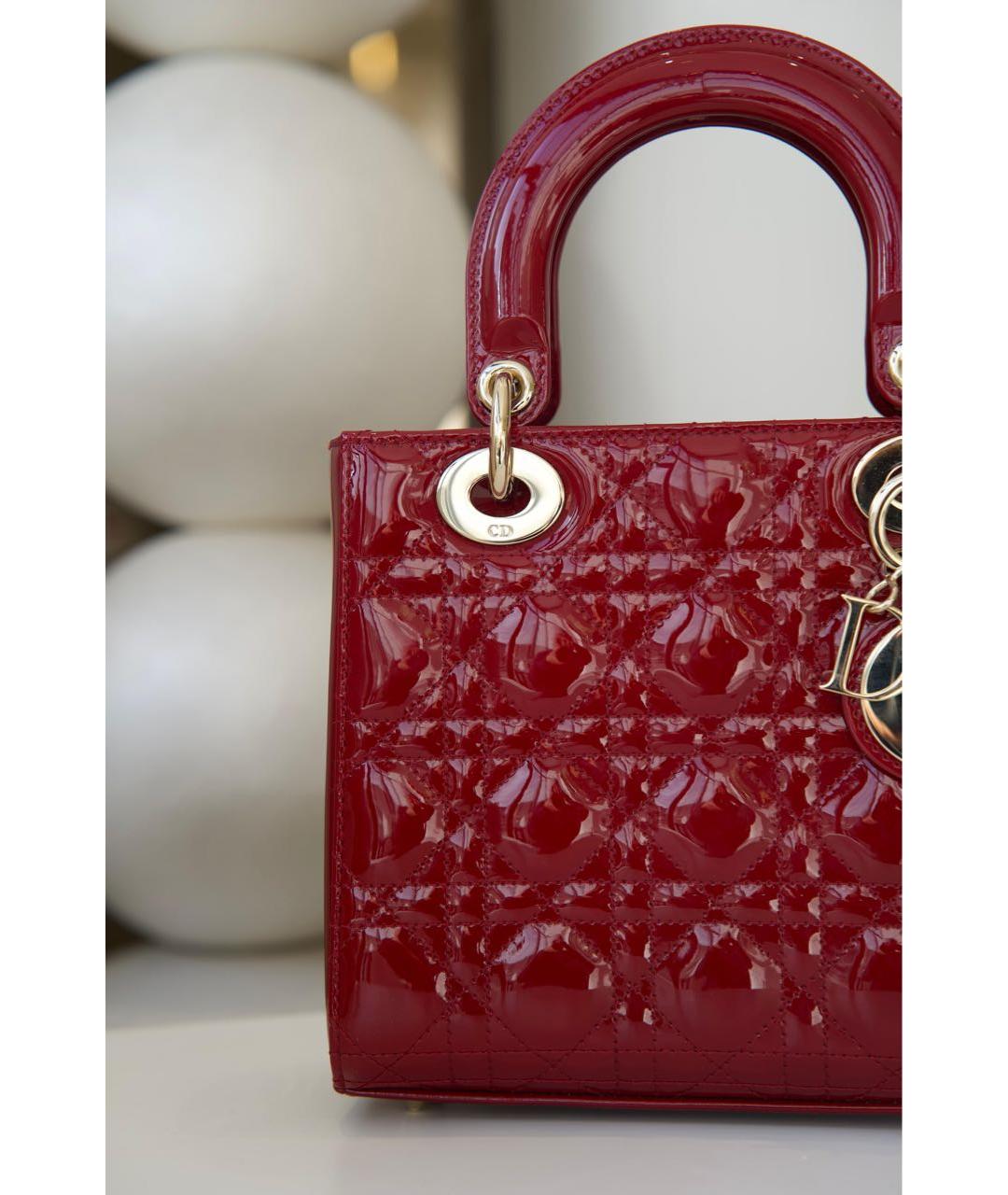 CHRISTIAN DIOR Бордовая сумка с короткими ручками из лакированной кожи, фото 8