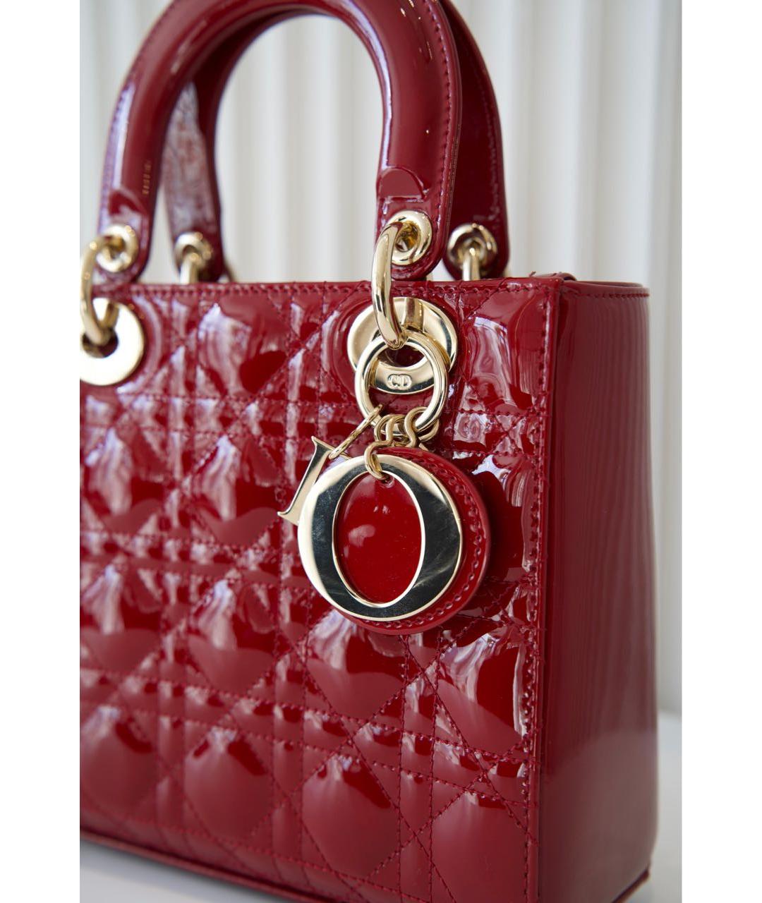 CHRISTIAN DIOR Бордовая сумка с короткими ручками из лакированной кожи, фото 5