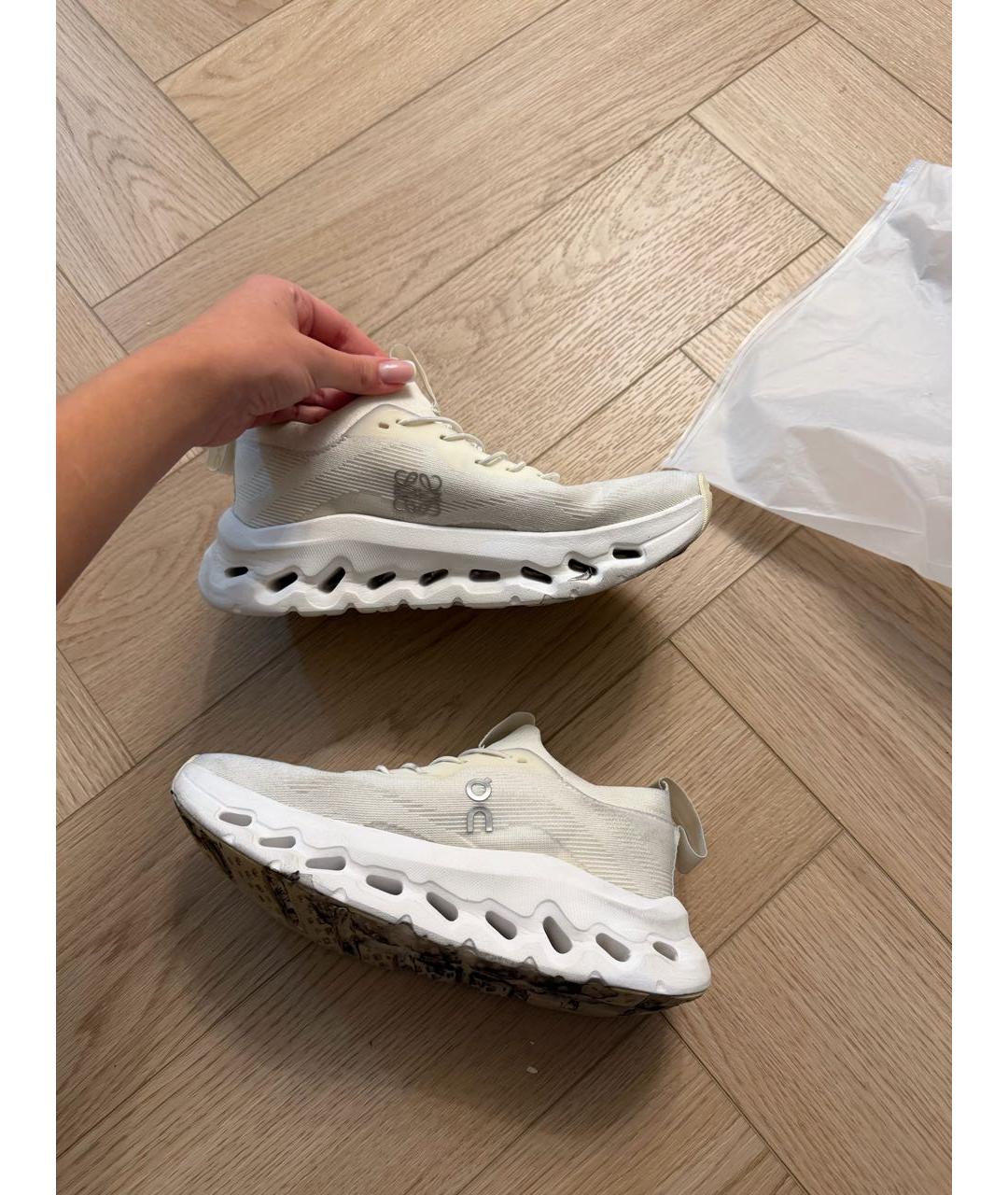 LOEWE Белые текстильные кроссовки, фото 3