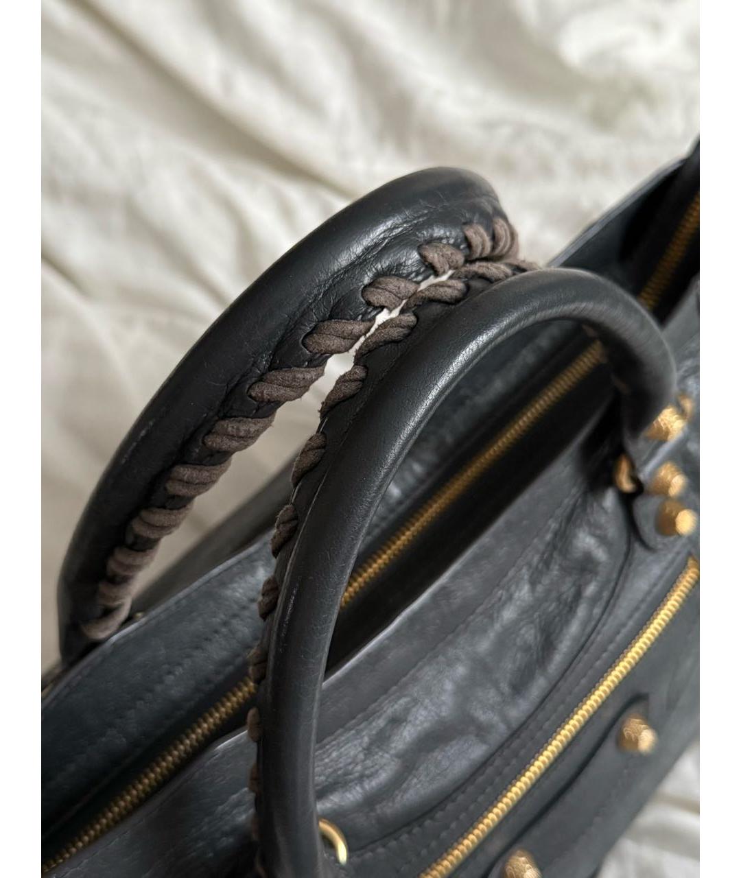 BALENCIAGA Серая кожаная сумка с короткими ручками, фото 3