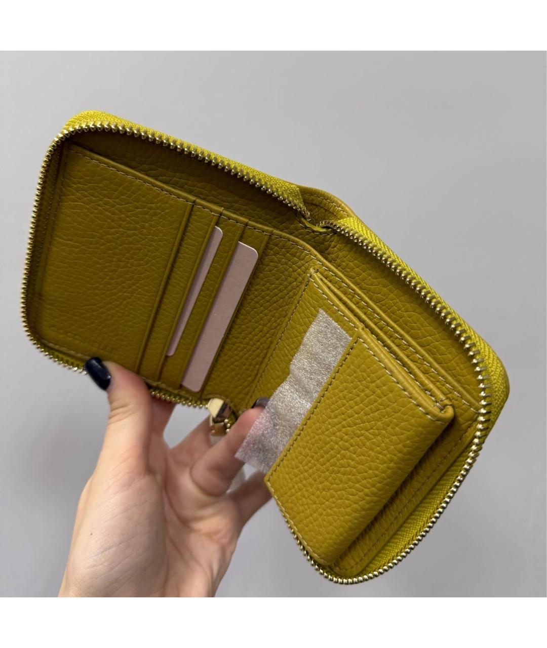 COCCINELLE Горчичный кожаный кошелек, фото 5