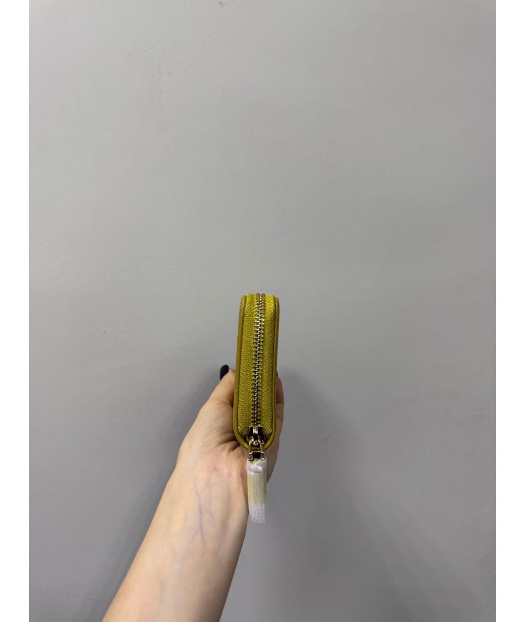 COCCINELLE Горчичный кожаный кошелек, фото 2