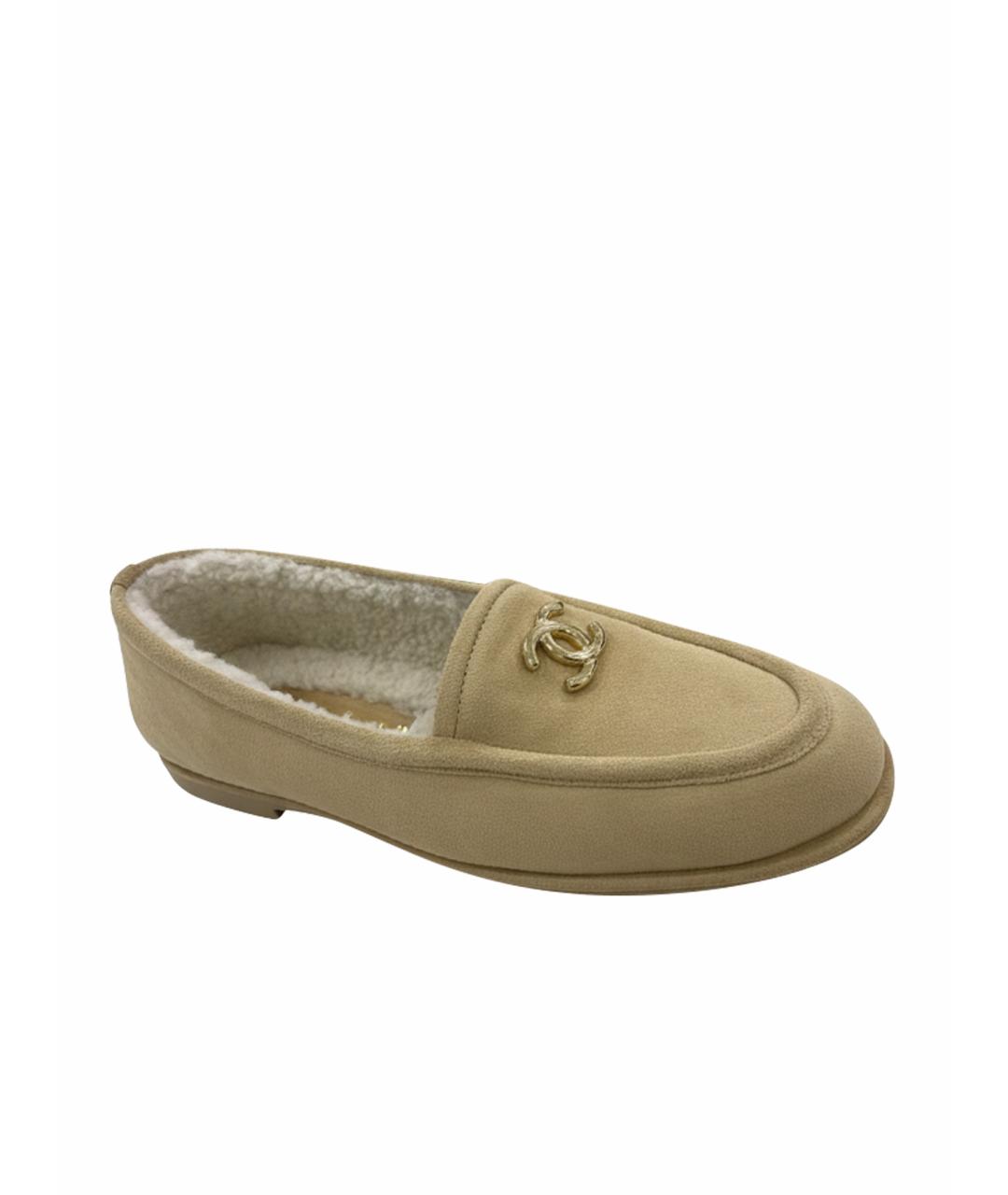 CHANEL Бежевые замшевые мокасины, фото 5