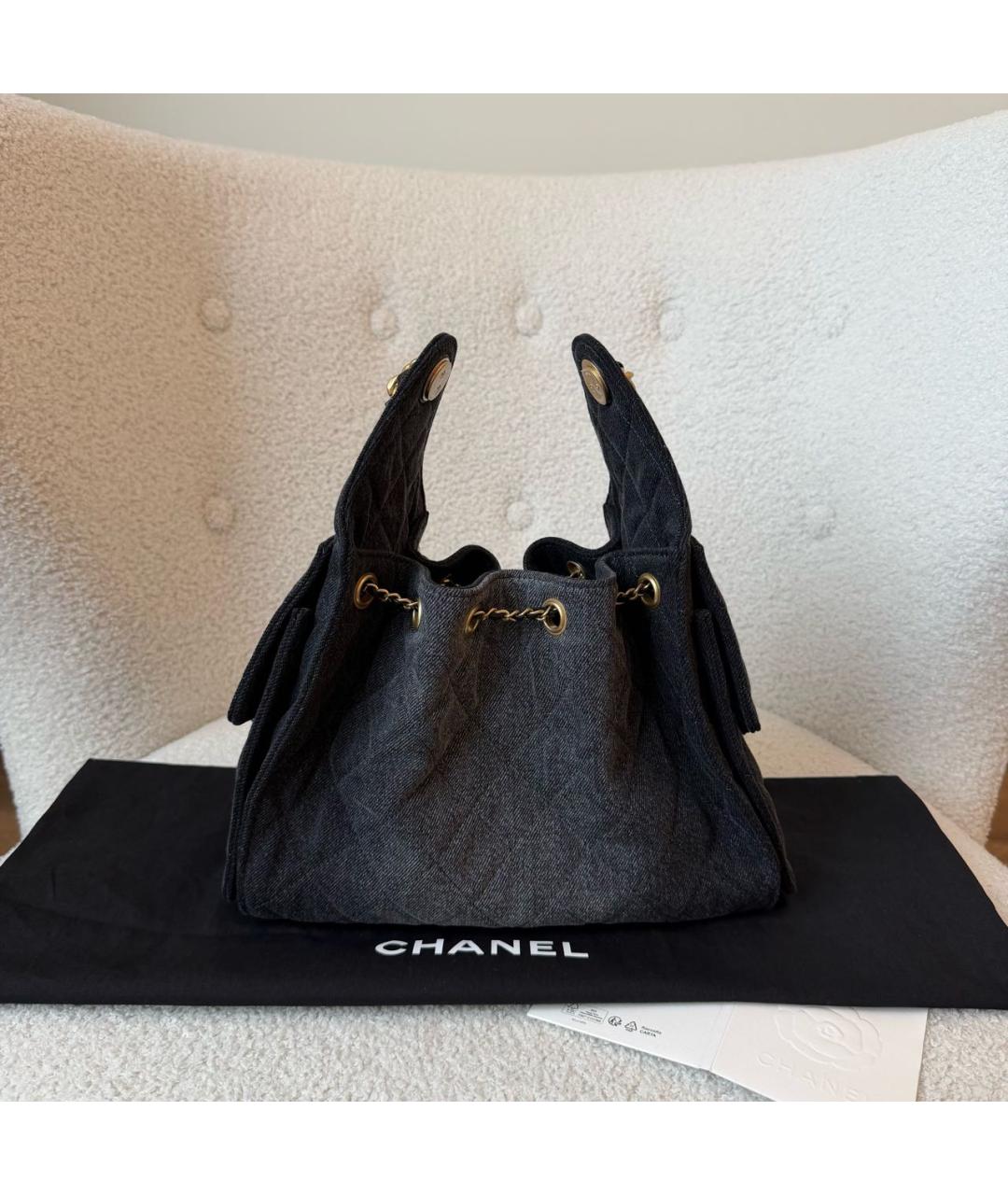 CHANEL Антрацитовая деним сумка тоут, фото 2