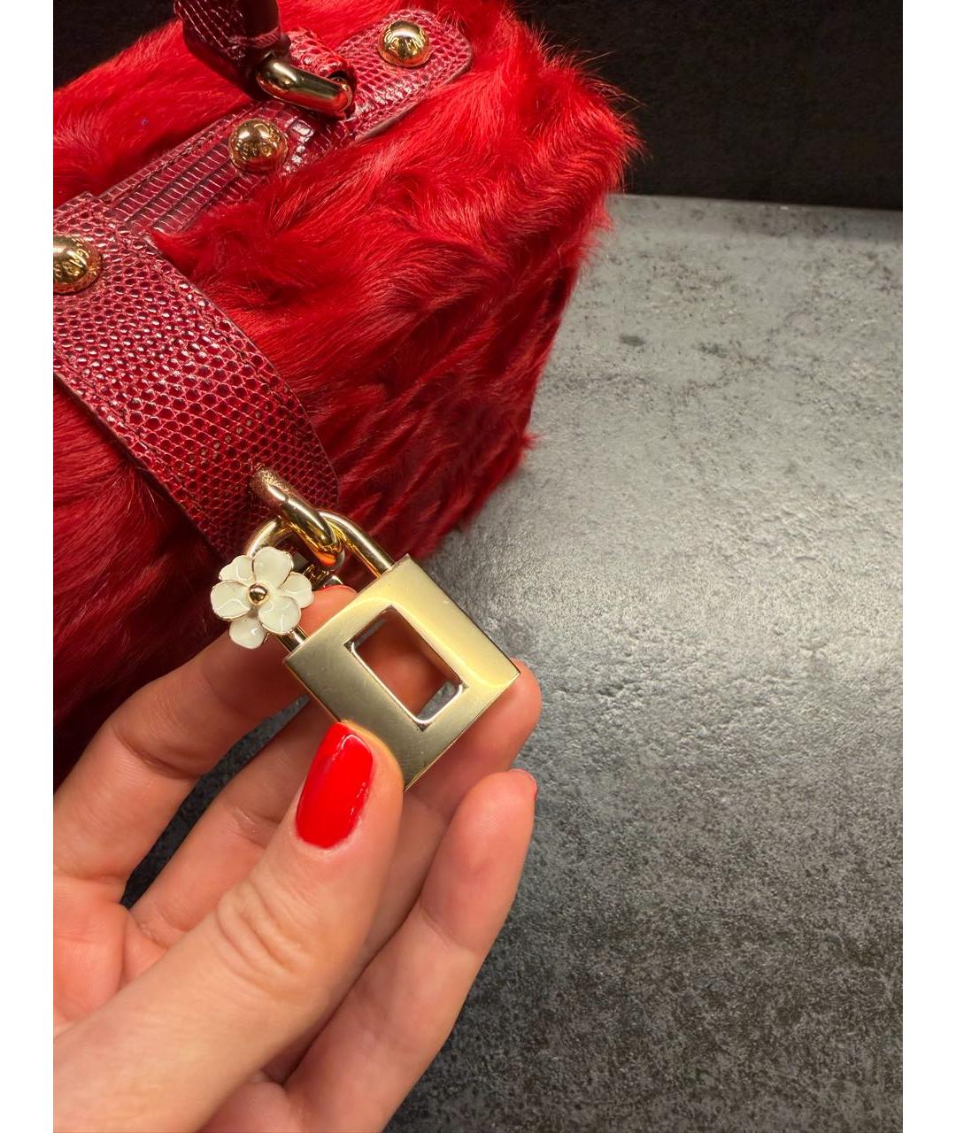 DOLCE&GABBANA Красная меховая сумка с короткими ручками, фото 7