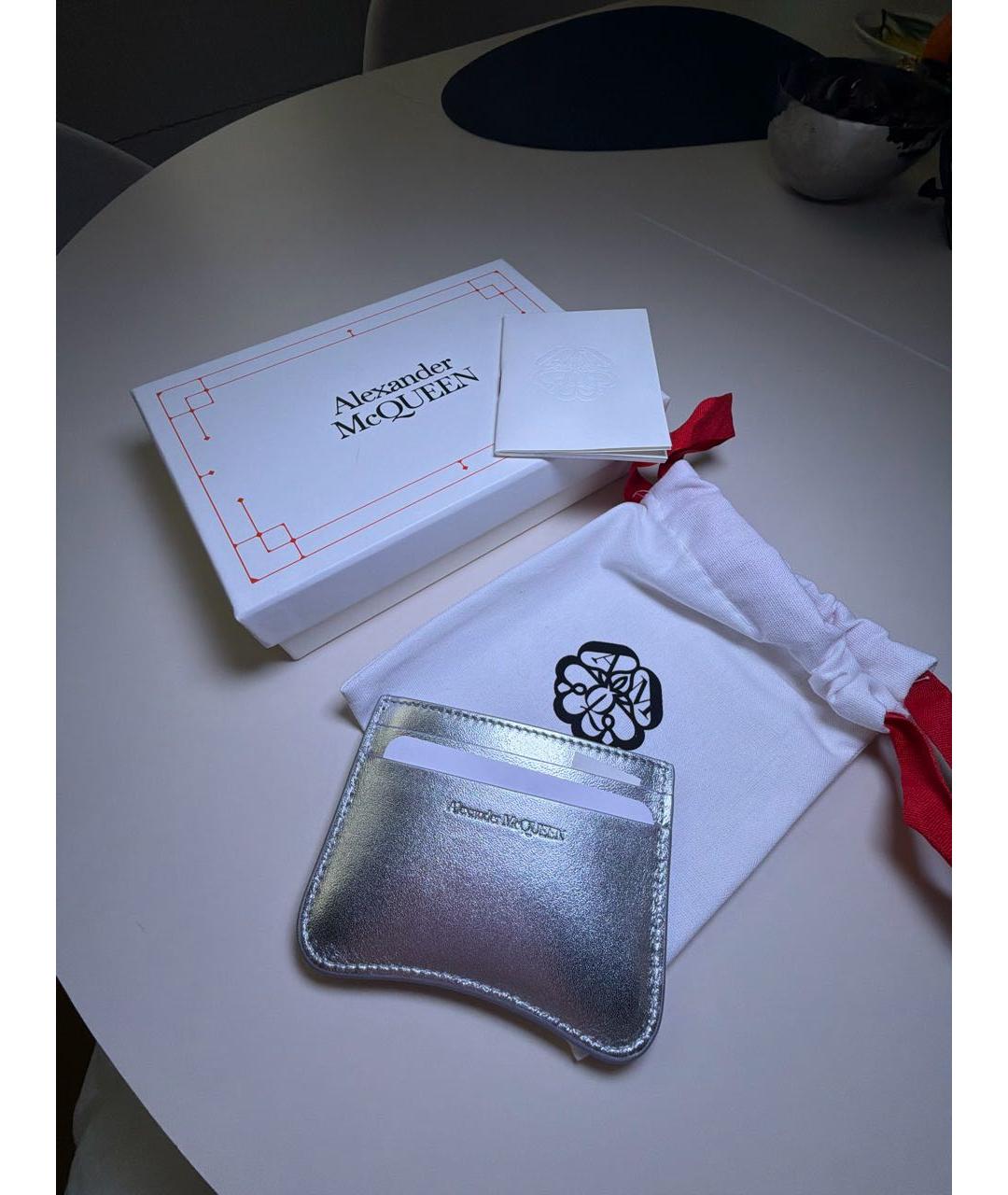 ALEXANDER MCQUEEN Серебрянный кардхолдер из искусственной кожи, фото 5