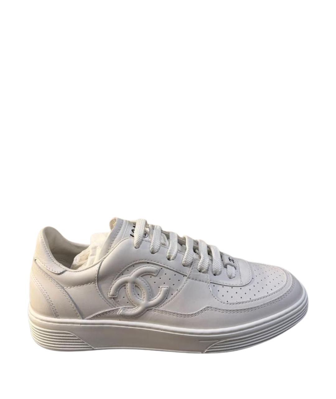 CHANEL Белые кожаные кеды, фото 1