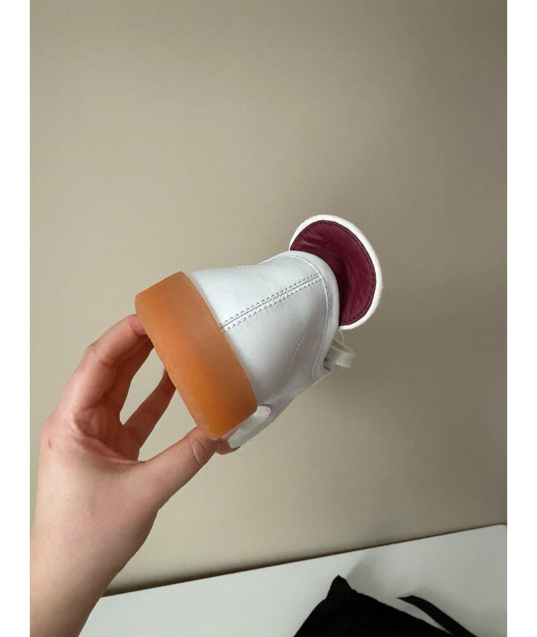 CHANEL Белые кожаные кеды, фото 4