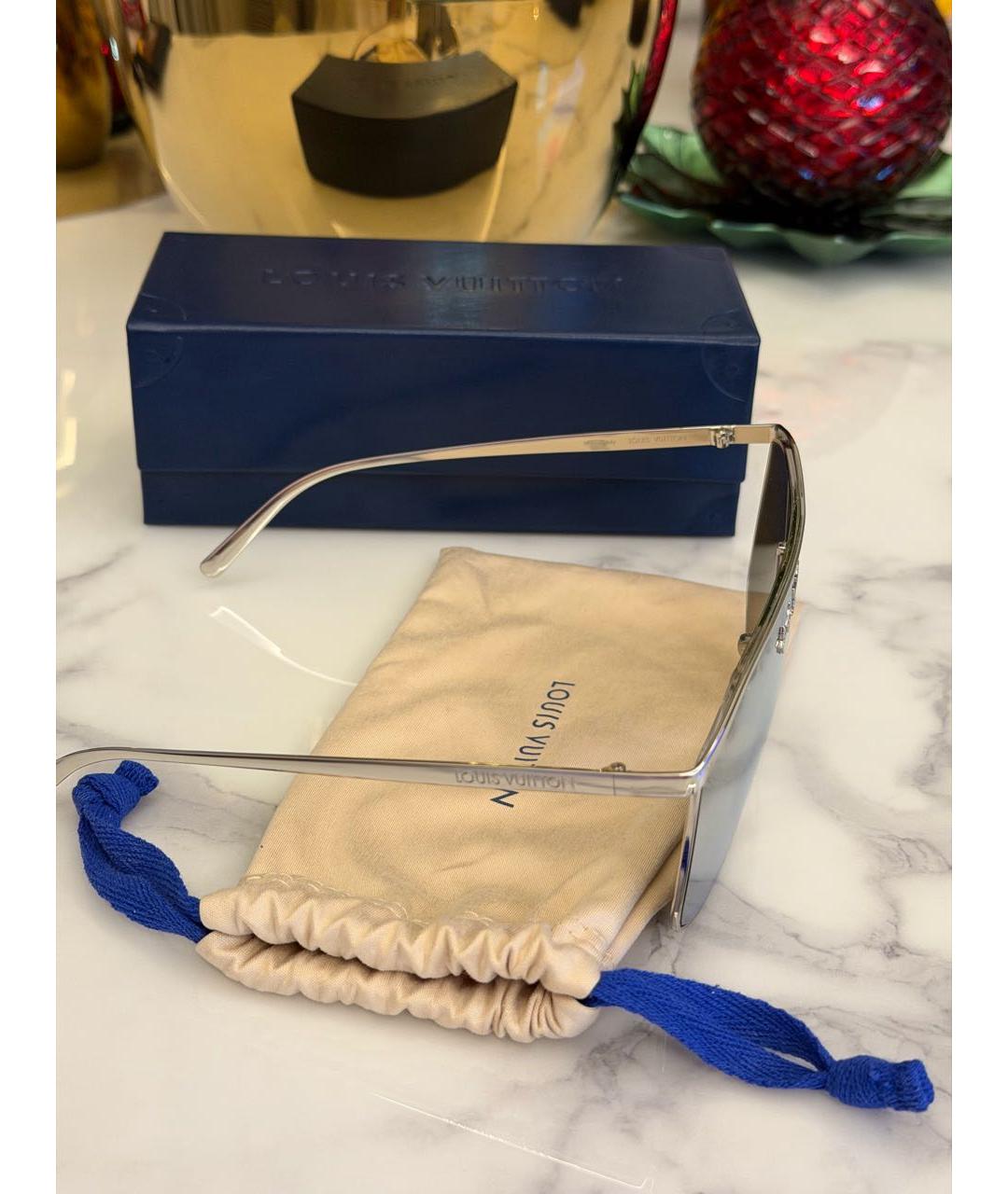 LOUIS VUITTON Золотые металлические солнцезащитные очки, фото 6