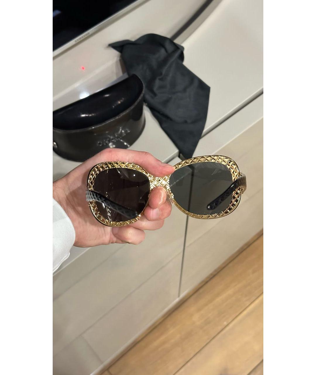 CHANEL Черные пластиковые солнцезащитные очки, фото 4