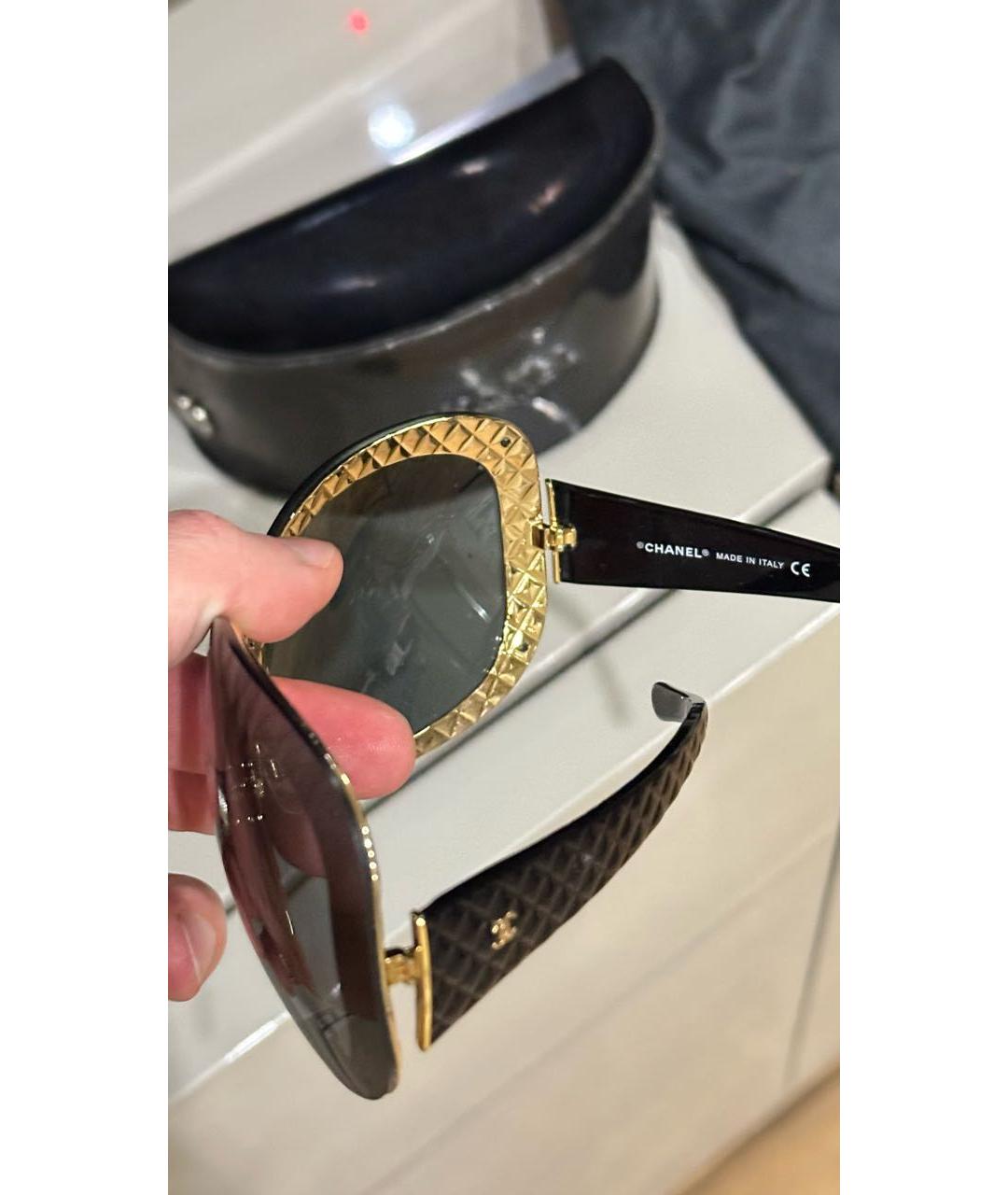 CHANEL Черные пластиковые солнцезащитные очки, фото 3