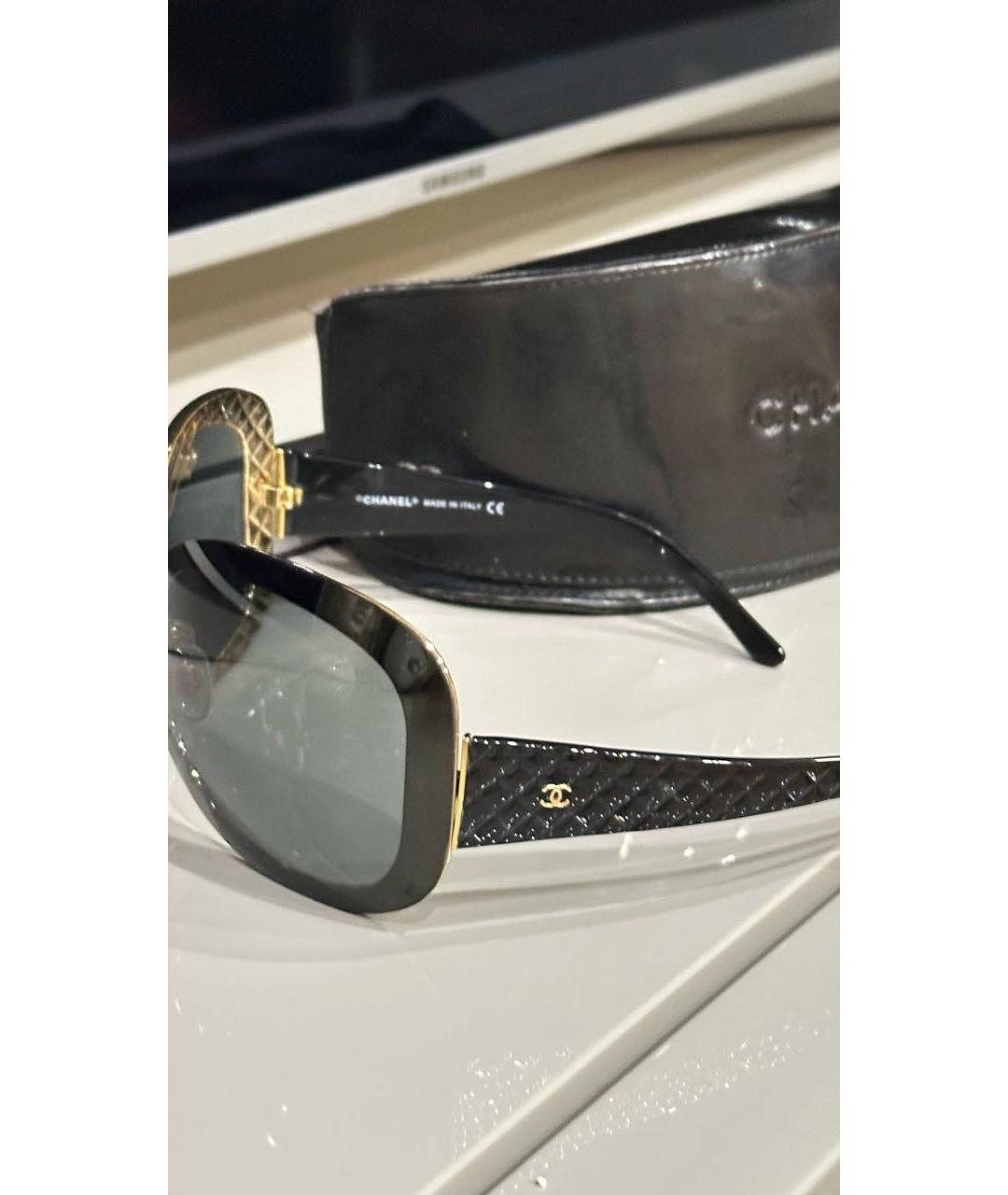 CHANEL Черные пластиковые солнцезащитные очки, фото 2