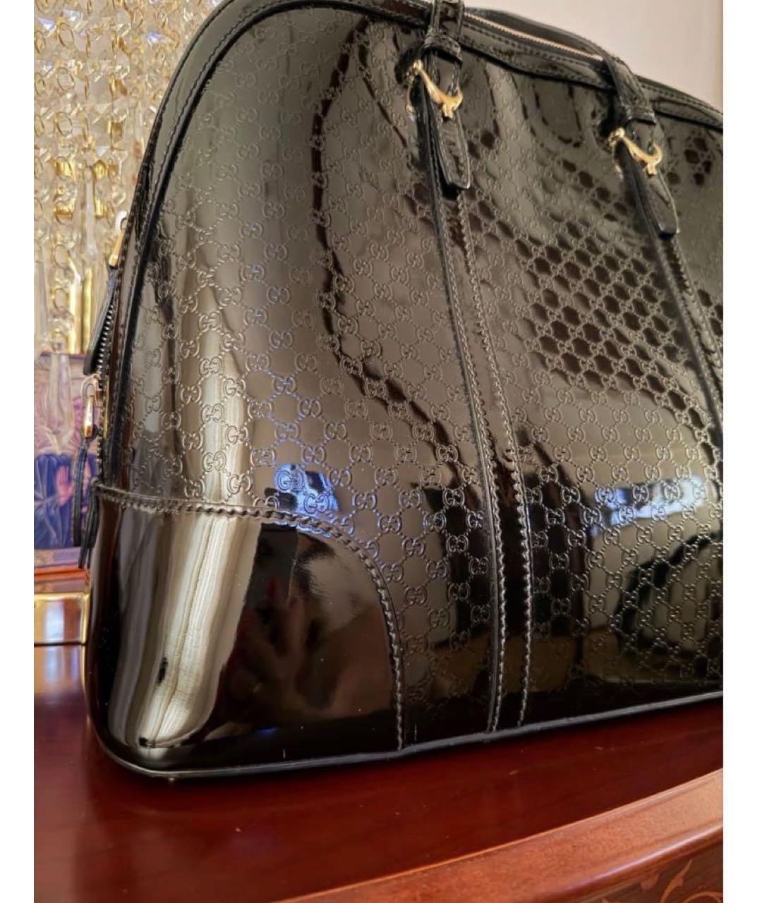 GUCCI Черная сумка с короткими ручками из лакированной кожи, фото 5