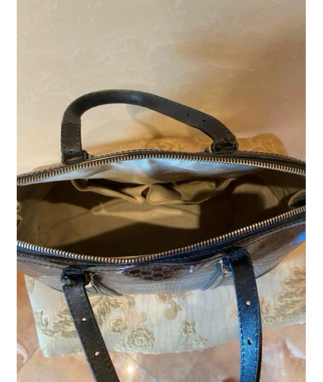 GUCCI Черная сумка с короткими ручками из лакированной кожи, фото 4