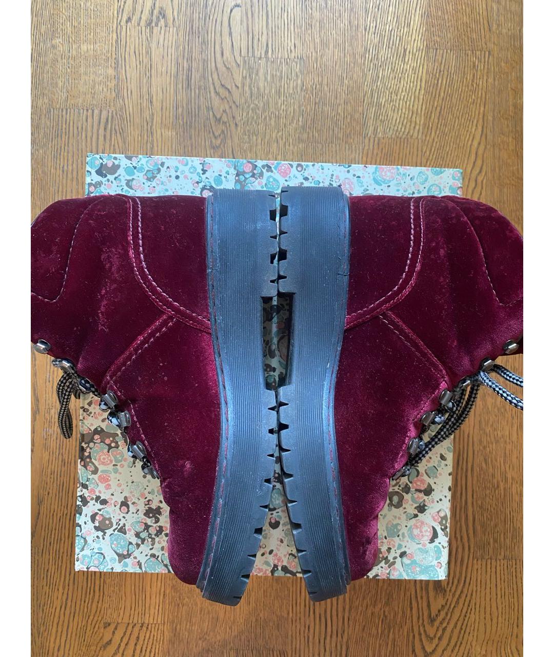 PRADA Бордовые бархатные ботинки, фото 9