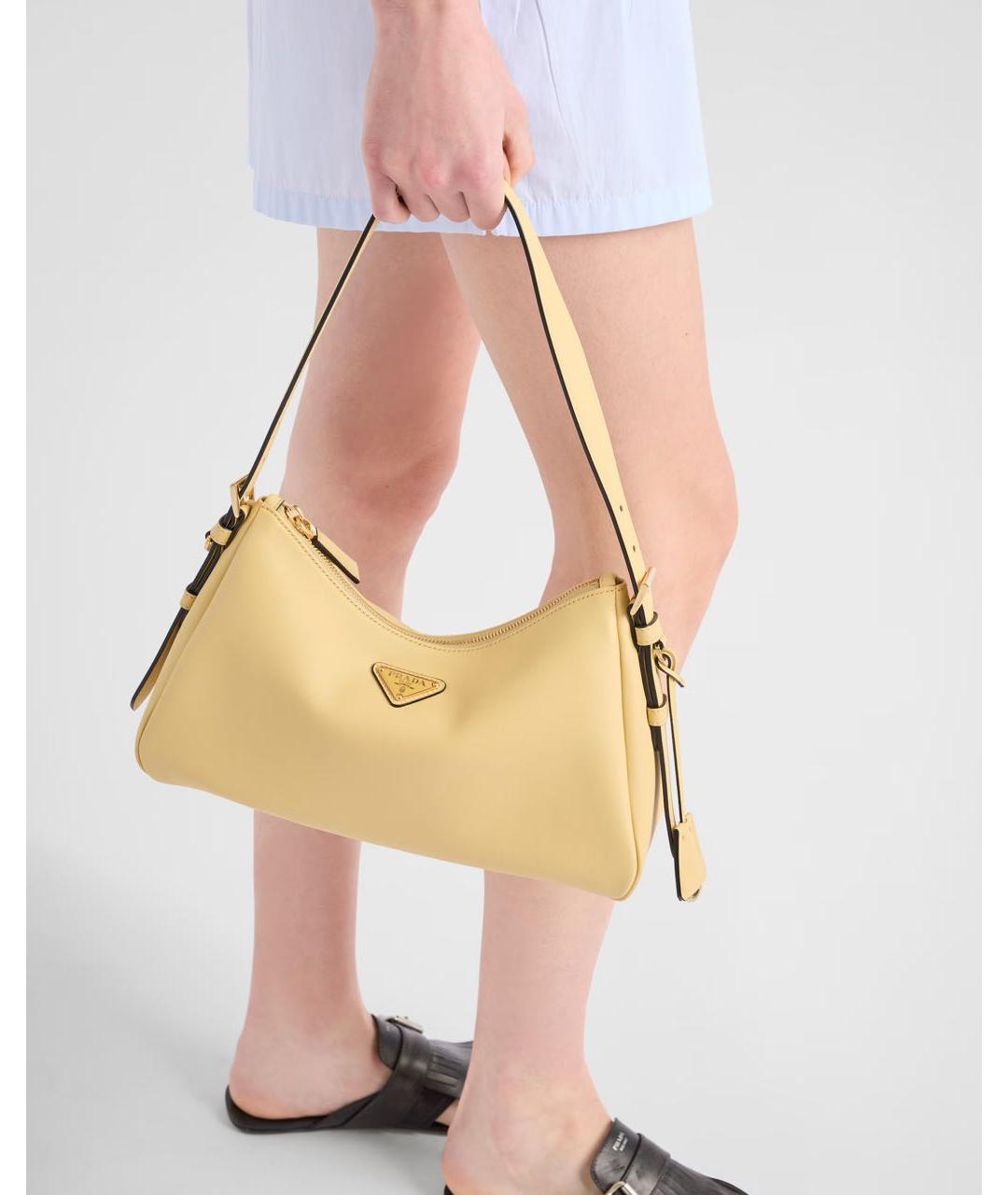 PRADA Желтая кожаная сумка через плечо, фото 6