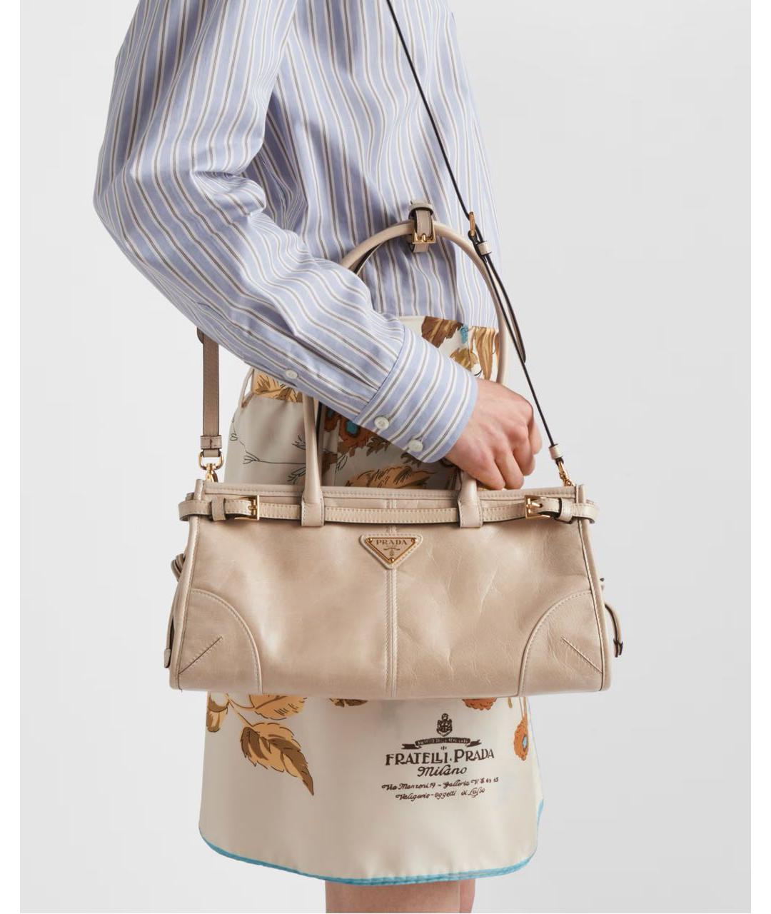 PRADA Бежевая кожаная сумка через плечо, фото 6