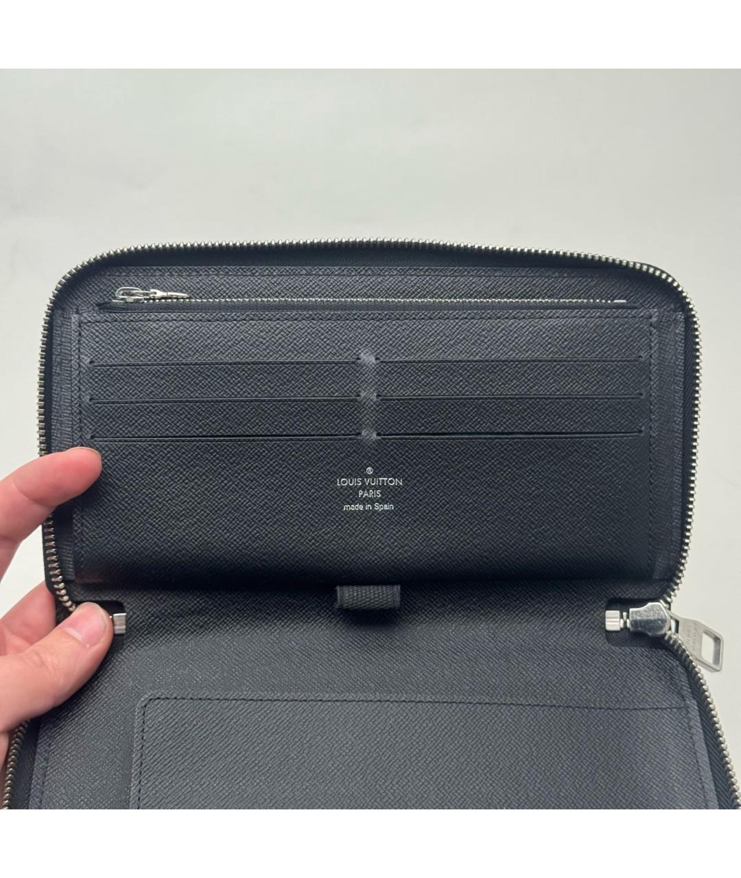 LOUIS VUITTON Черный кожаный кошелек, фото 7