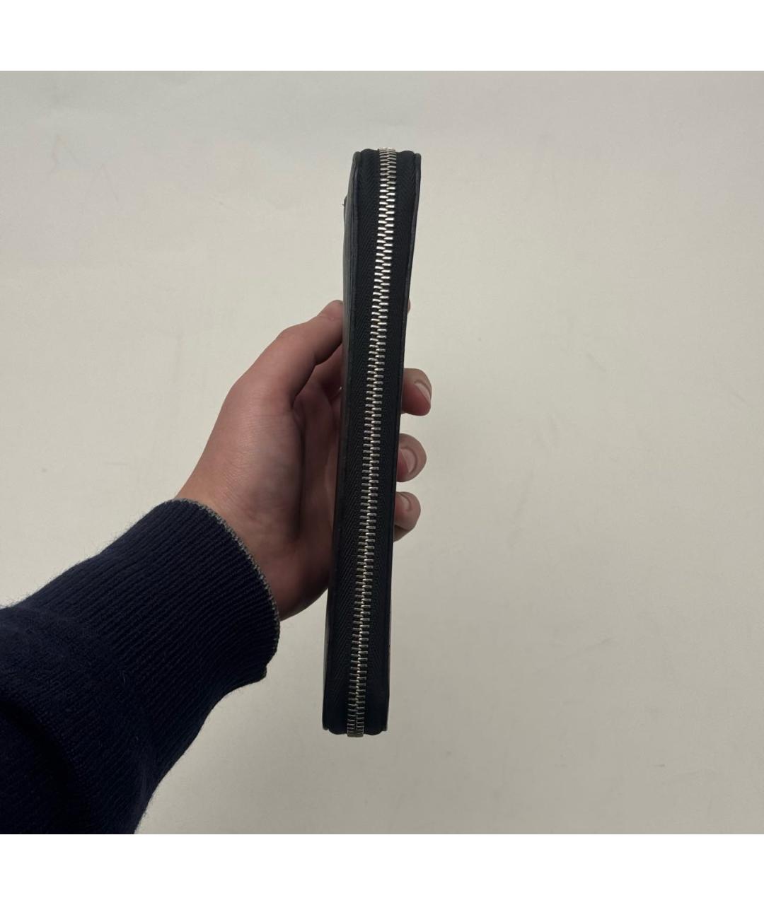 LOUIS VUITTON Черный кожаный кошелек, фото 4