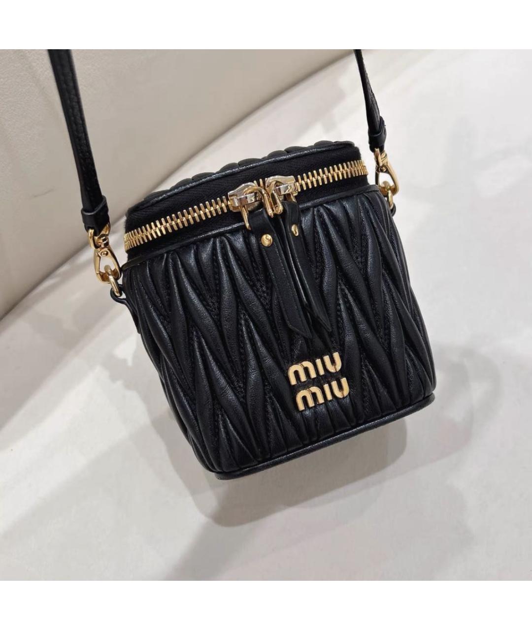 MIU MIU Черная кожаная сумка через плечо, фото 5