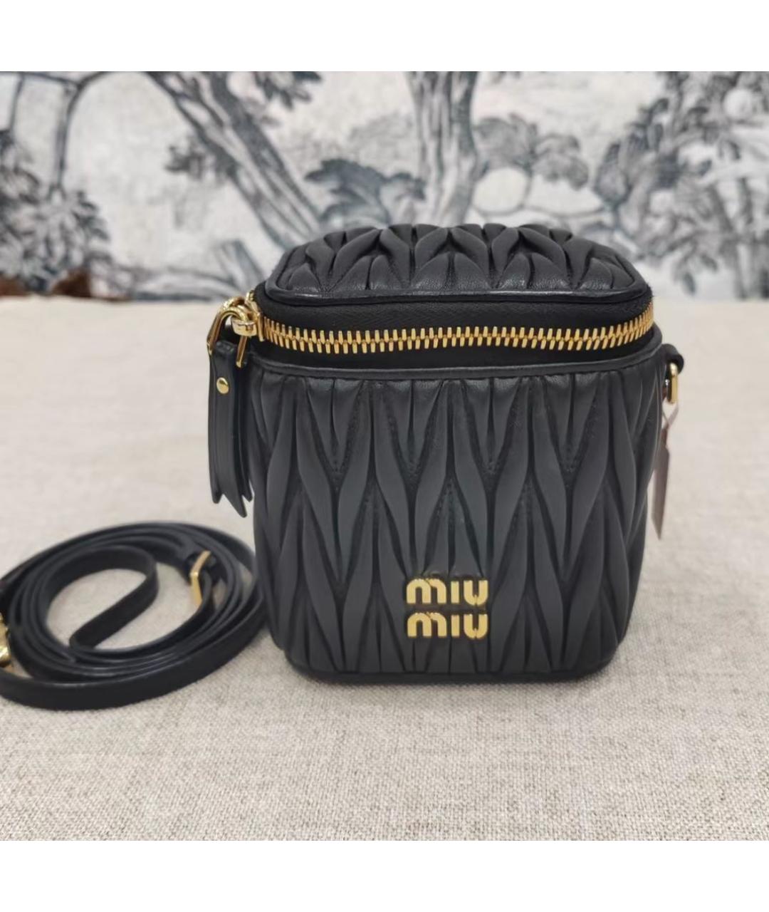 MIU MIU Черная кожаная сумка через плечо, фото 2