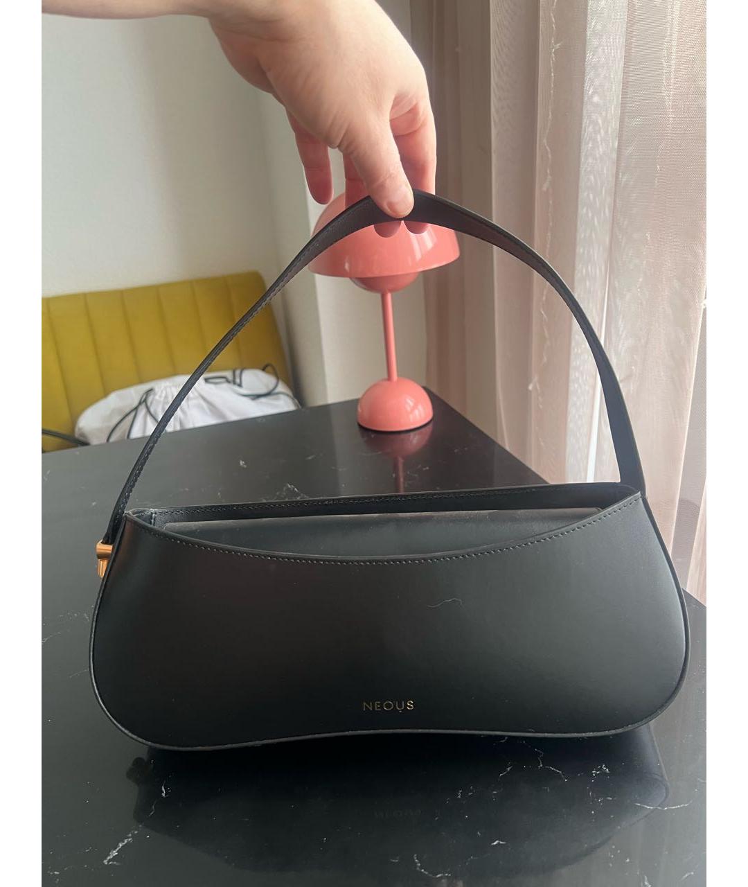 NEOUS Черная кожаная сумка через плечо, фото 3