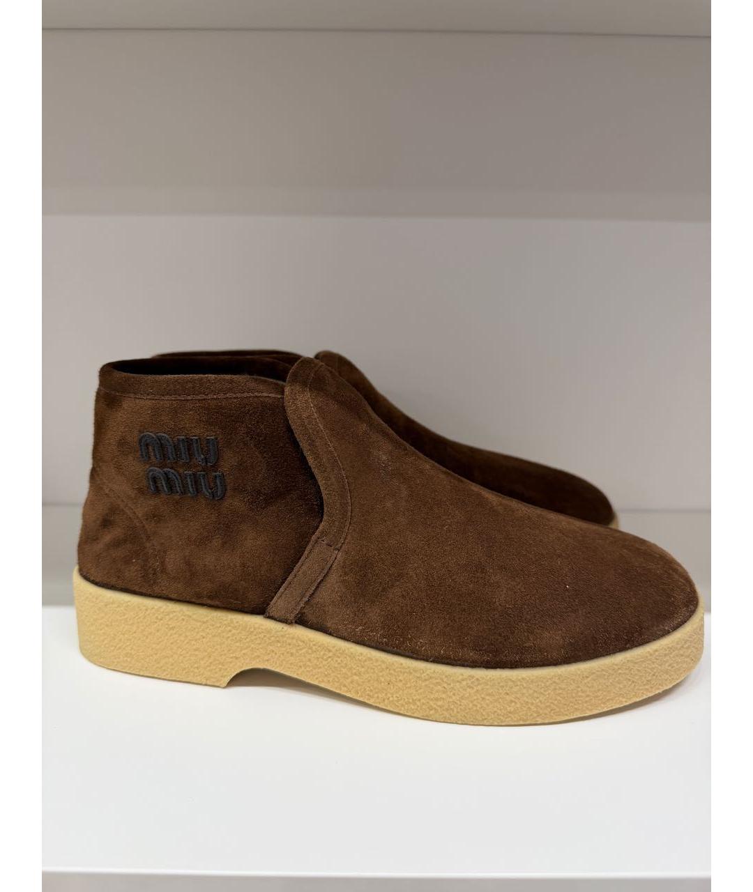 MIU MIU Коричневые замшевые ботинки, фото 3