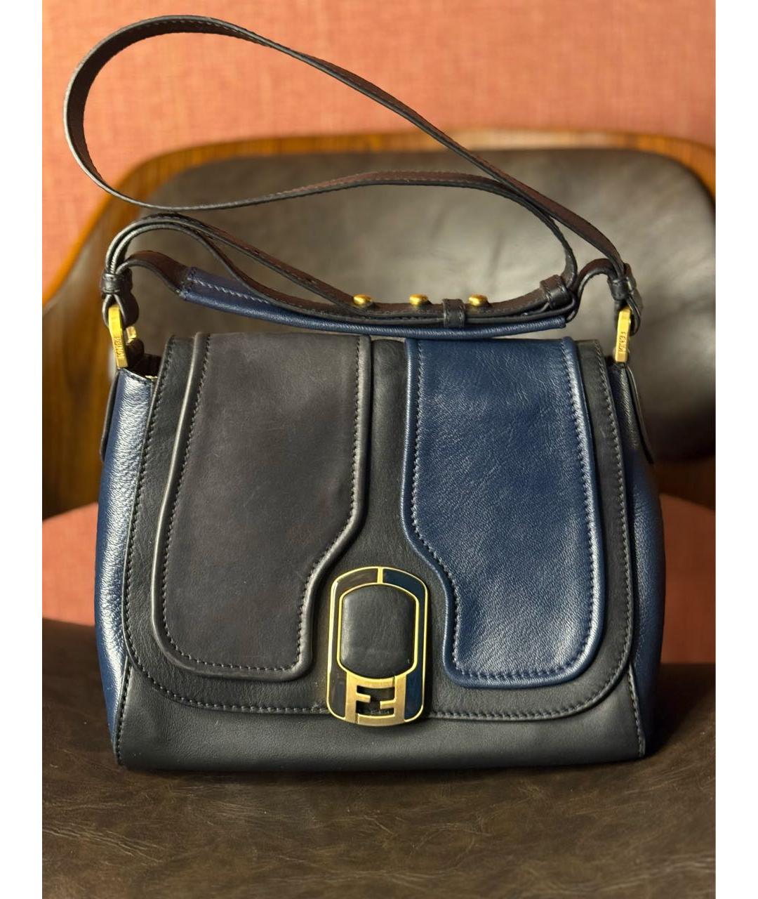 FENDI Черная кожаная сумка через плечо, фото 9
