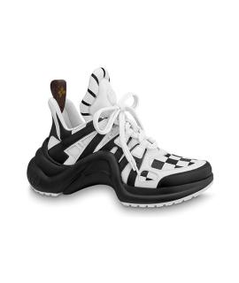 LOUIS VUITTON Кроссовки