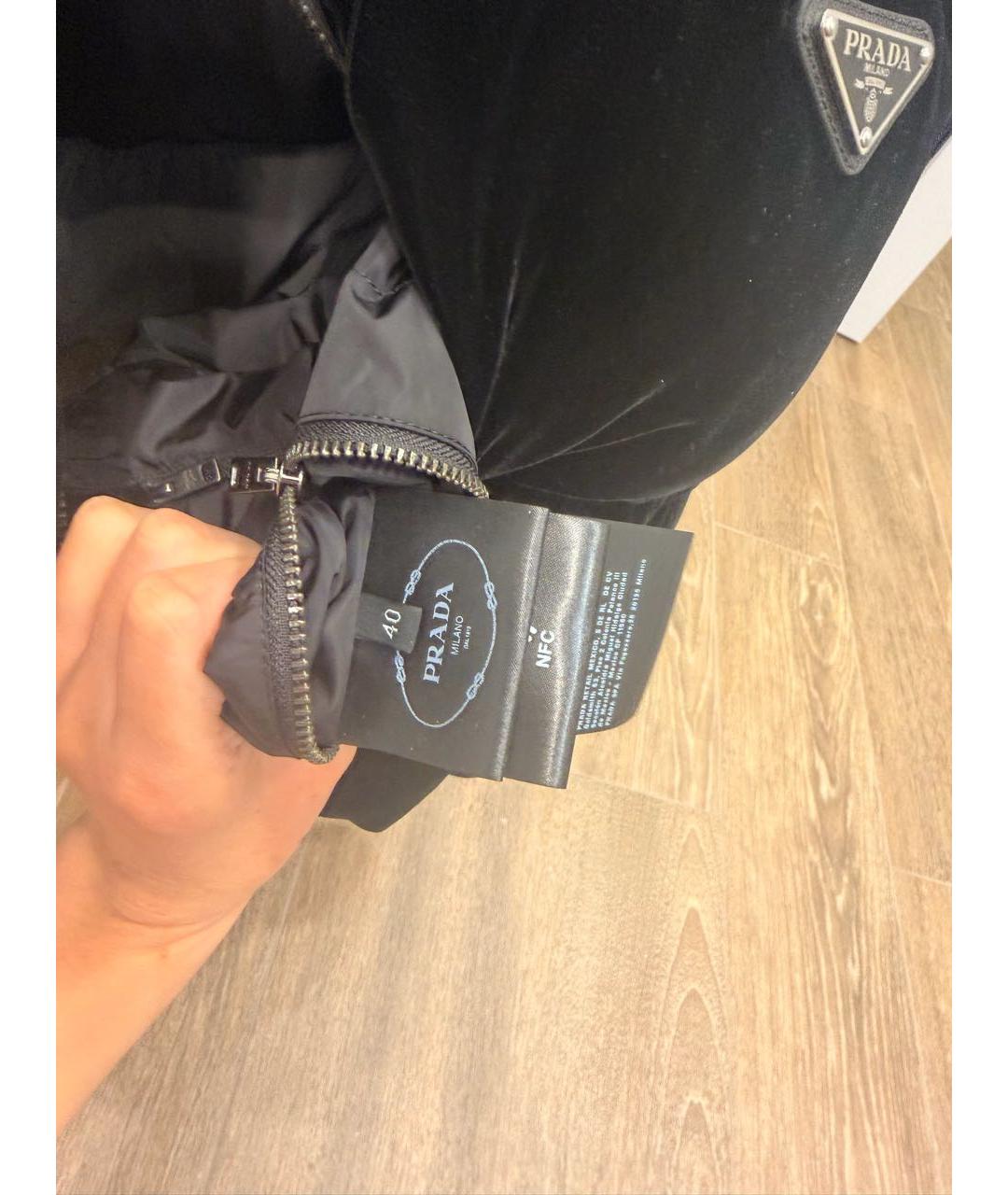 PRADA Черный бархатный пуховик, фото 3
