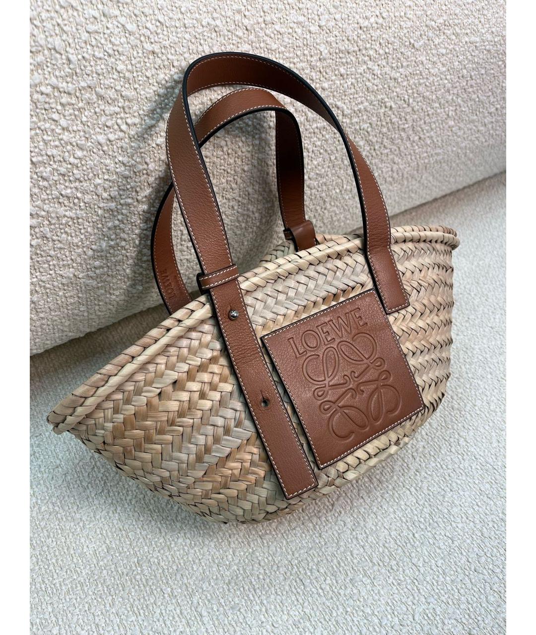 LOEWE Бежевая пелетеная сумка с короткими ручками, фото 2