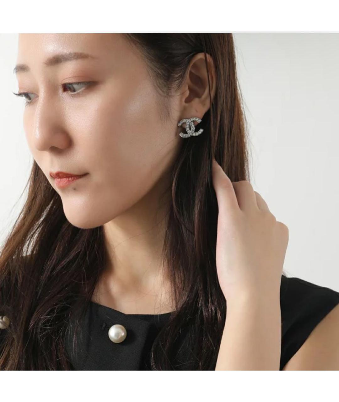 CHANEL Серебряные металлические серьги, фото 2