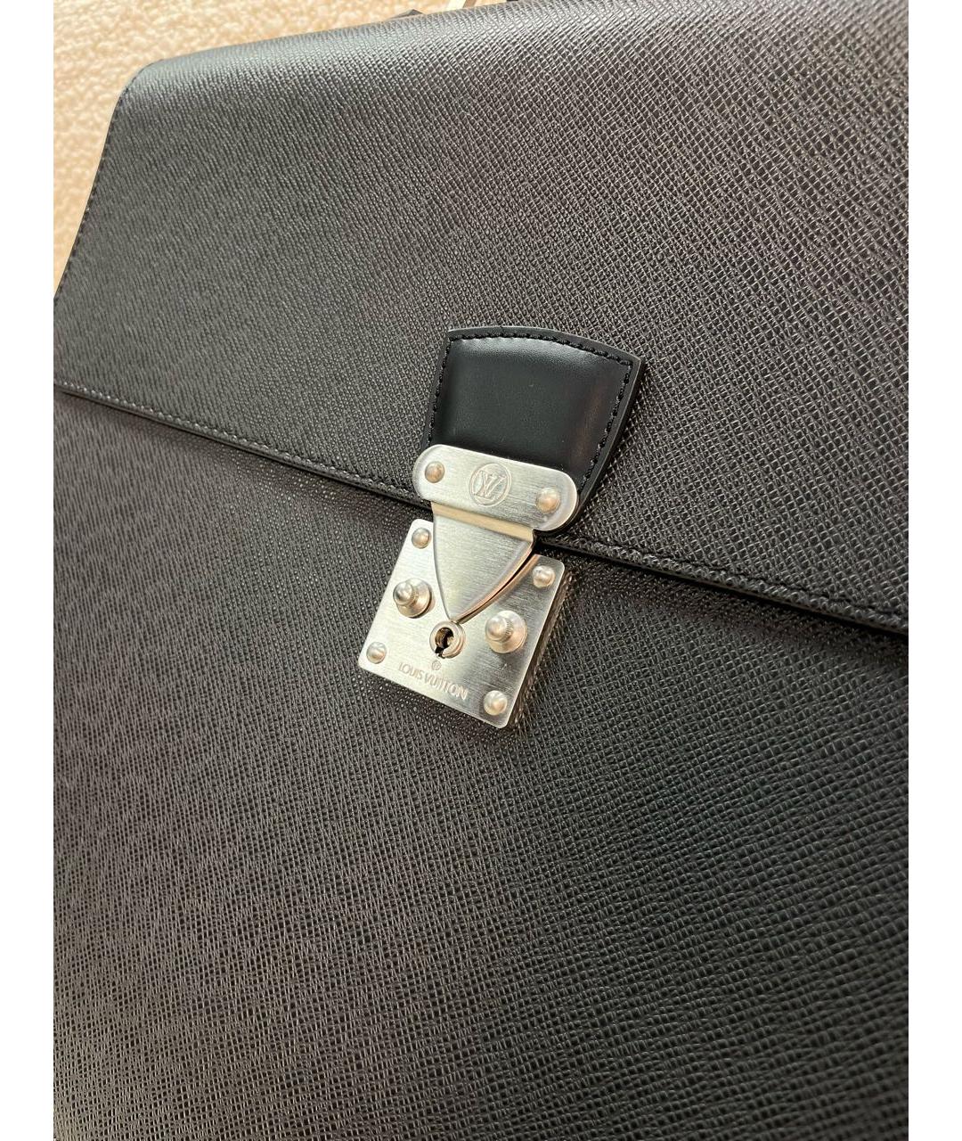 LOUIS VUITTON Черный кожаный портфель, фото 8