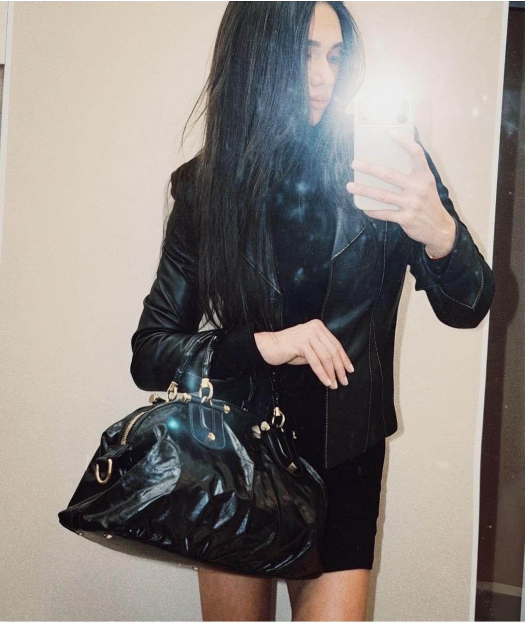 GUCCI Черная сумка с короткими ручками из лакированной кожи, фото 7