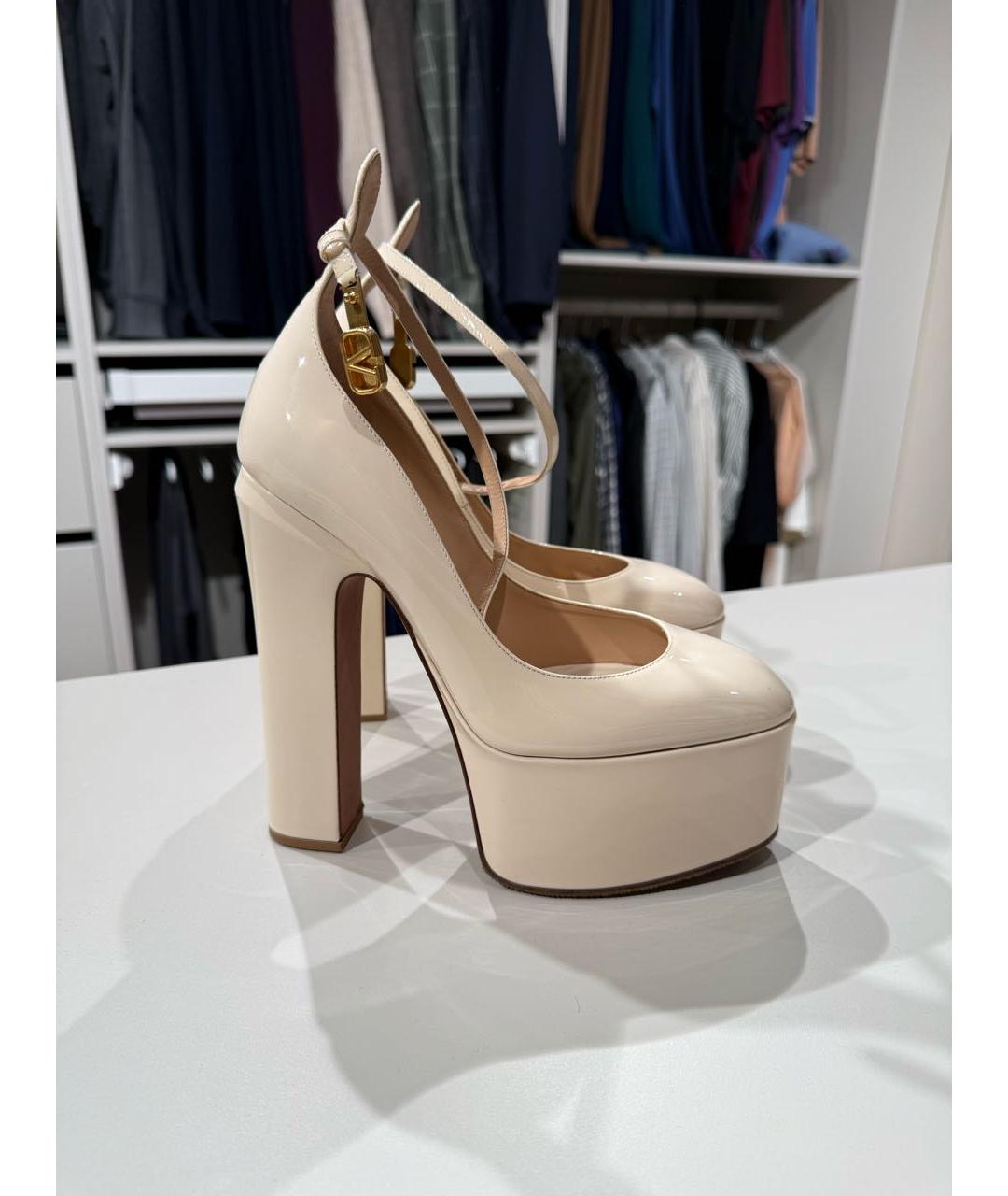 VALENTINO Белые туфли из лакированной кожи, фото 6