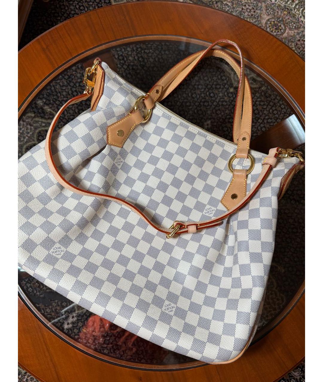 LOUIS VUITTON Белая кожаная сумка с короткими ручками, фото 3