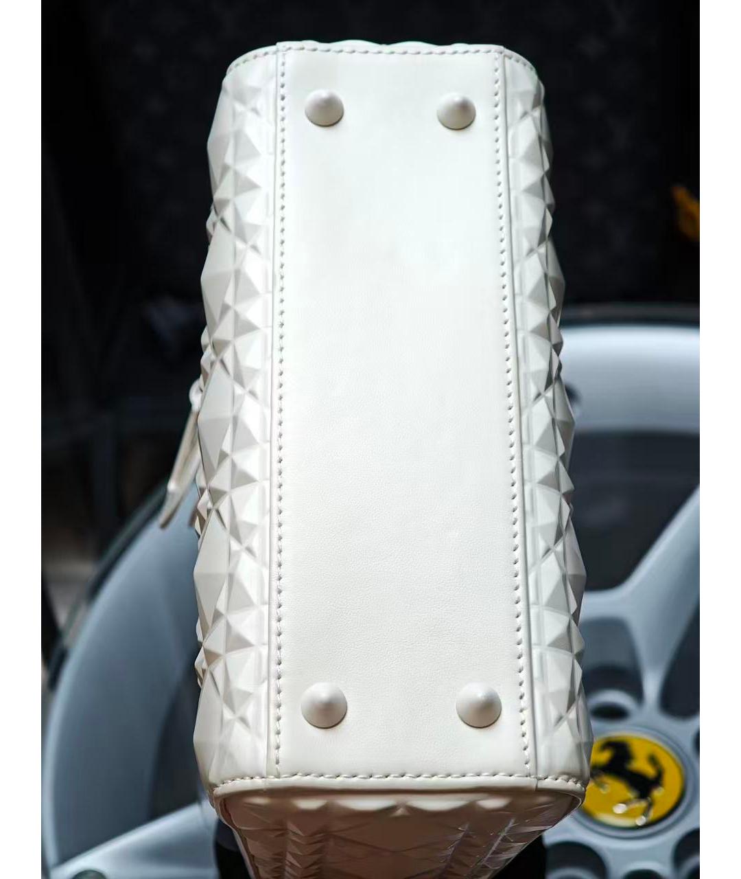 CHRISTIAN DIOR Белая кожаная сумка через плечо, фото 5