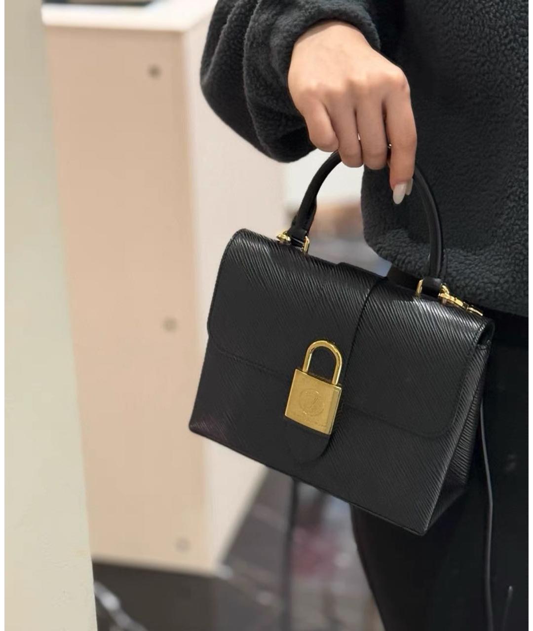 LOUIS VUITTON Черная кожаная сумка через плечо, фото 4