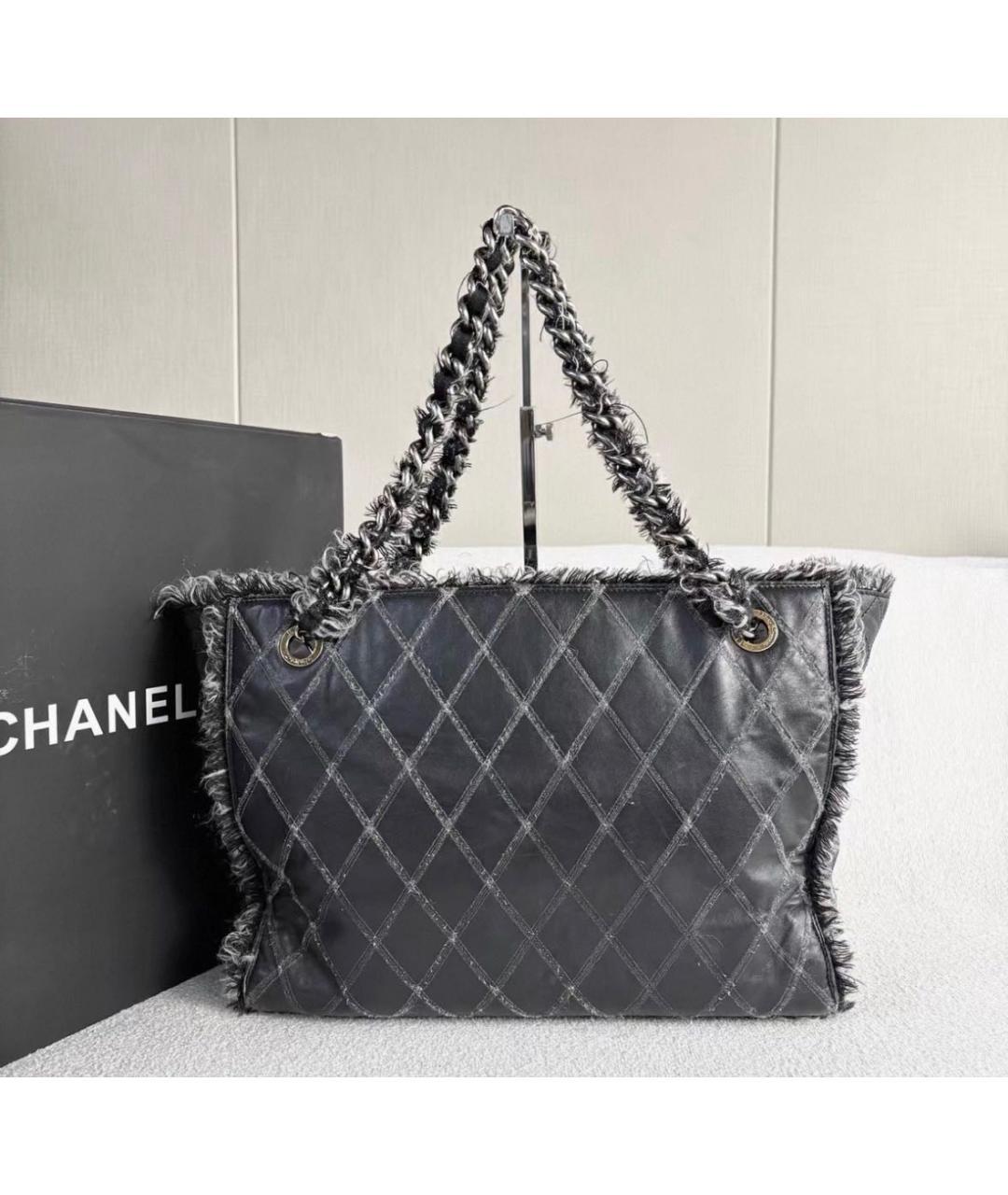 CHANEL Черная кожаная сумка тоут, фото 2