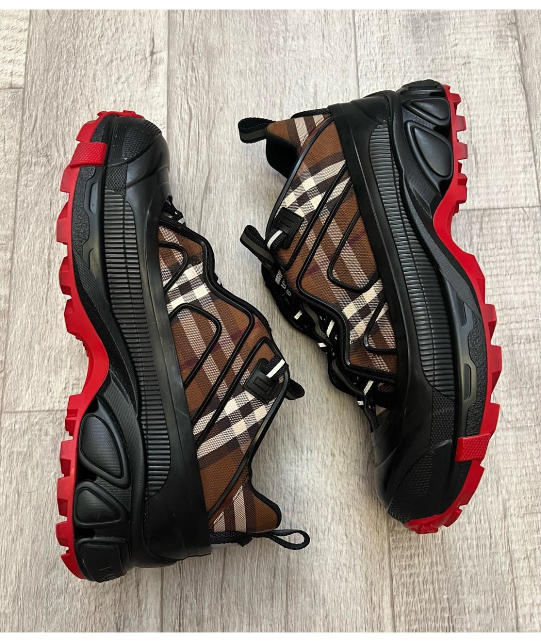 BURBERRY Мульти текстильные низкие кроссовки / кеды, фото 6