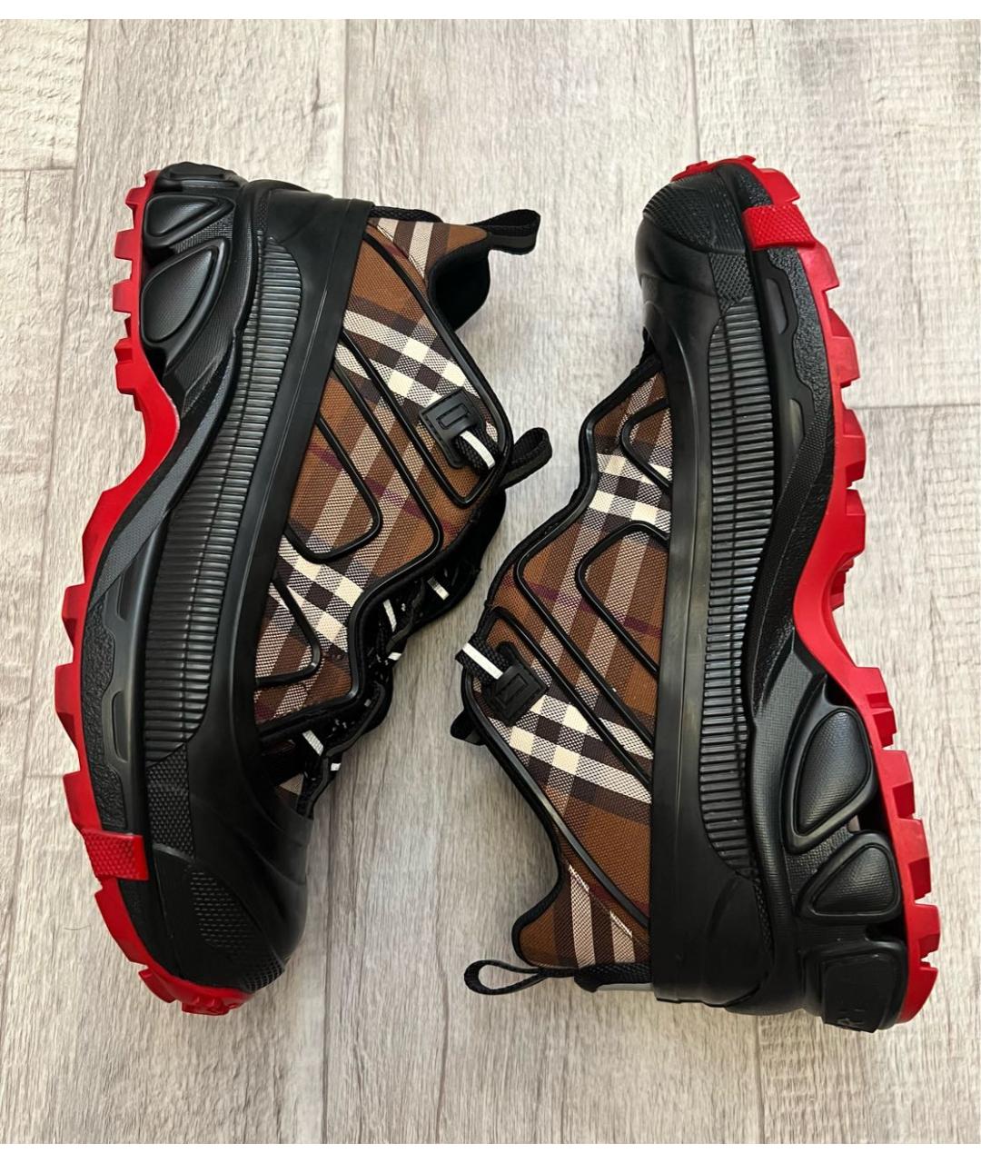 BURBERRY Мульти текстильные низкие кроссовки / кеды, фото 5