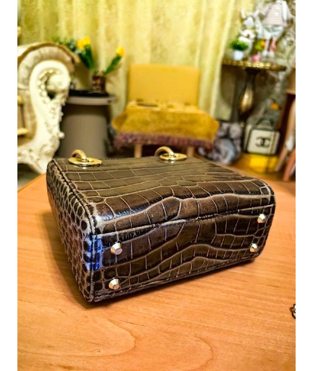 CHRISTIAN DIOR Коричневая сумка через плечо из экзотической кожи, фото 3