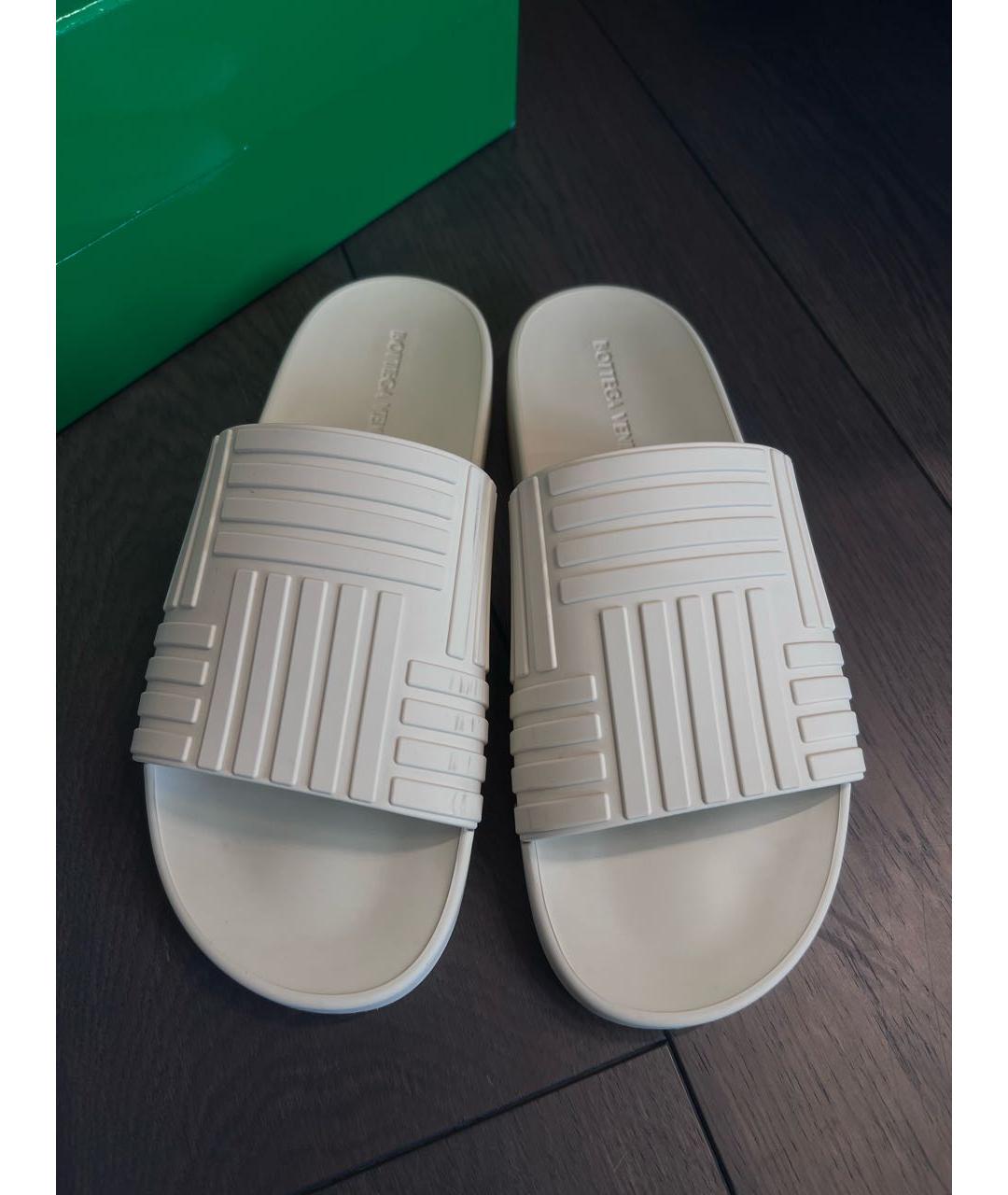 BOTTEGA VENETA Бежевые резиновые шлепанцы, фото 2