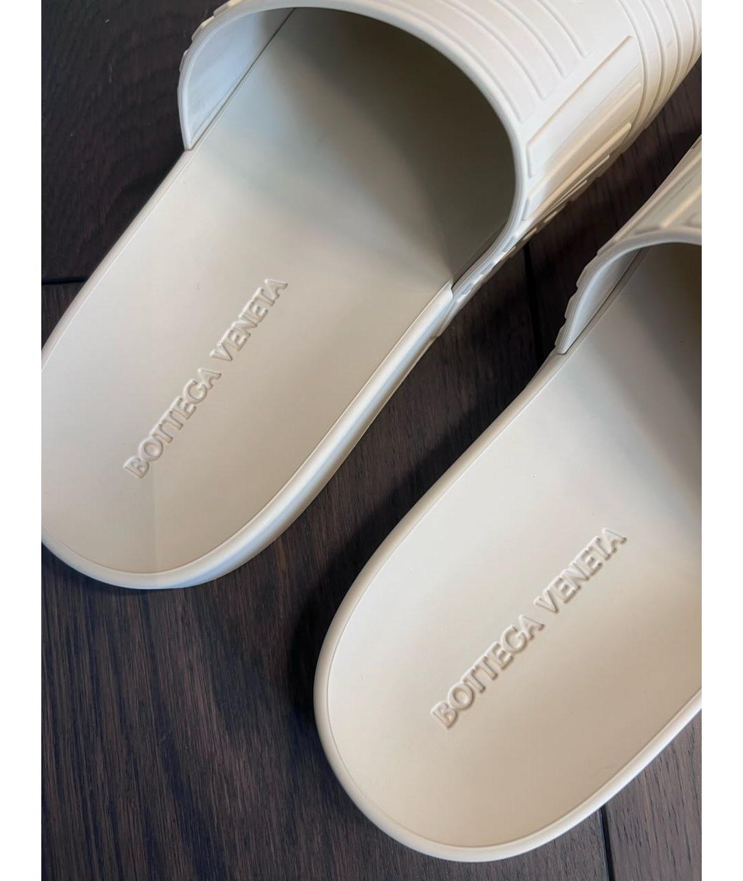 BOTTEGA VENETA Бежевые резиновые шлепанцы, фото 4