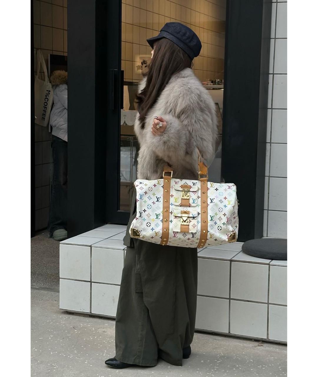 LOUIS VUITTON Белая кожаная дорожная/спортивная сумка, фото 4