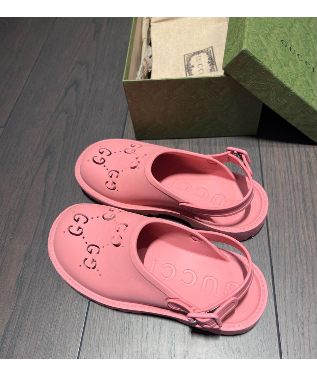 GUCCI Розовые резиновые сандалии и шлепанцы, фото 4